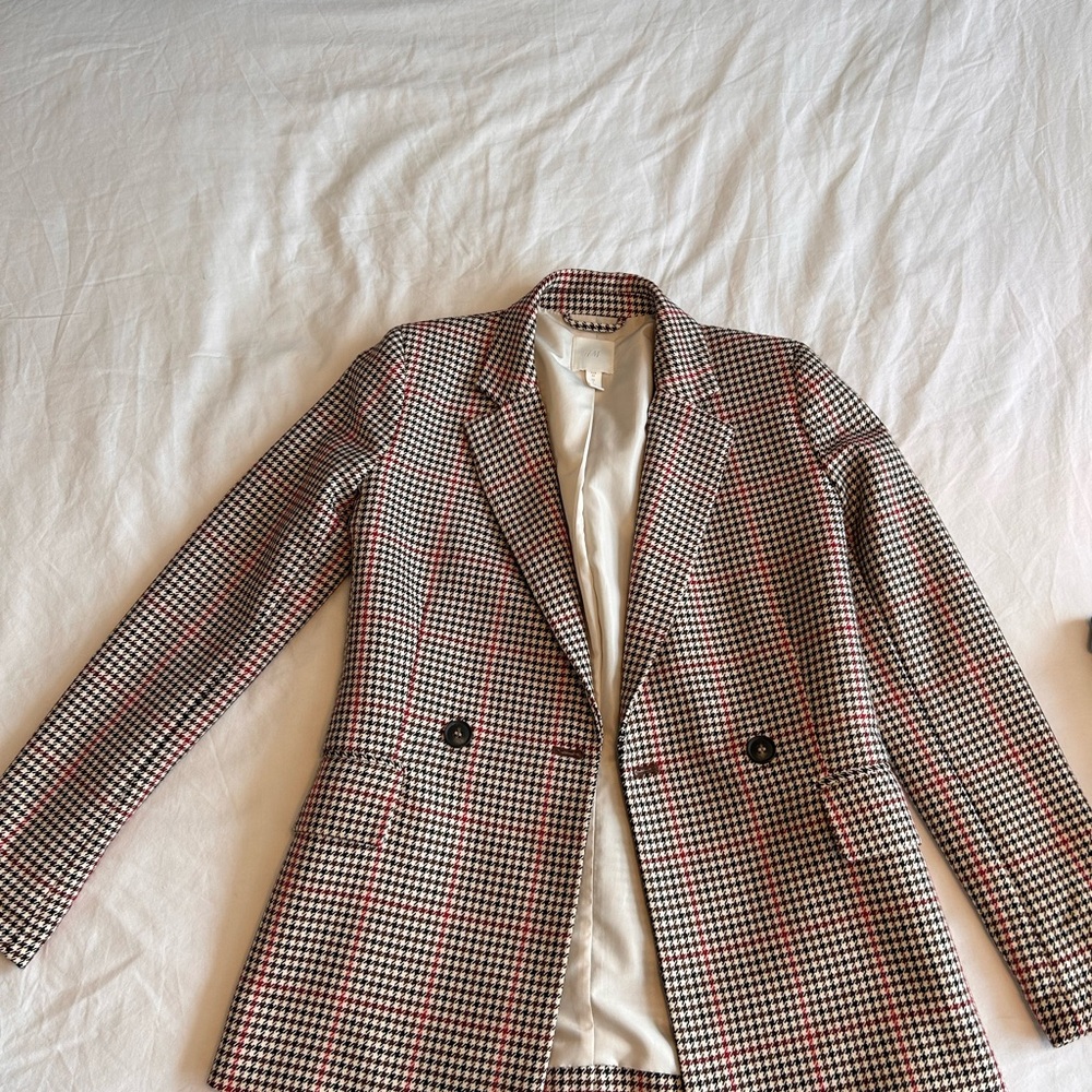 H&M Women's Houndstooth Blazer - Black, beige, and Red